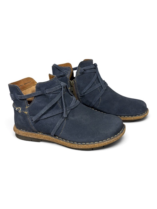 Born Shoes - Born Tarkiln Suede Ankle Boots with Wrap Laces- woman’s 8